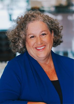 Portrait photo of Allison Goering